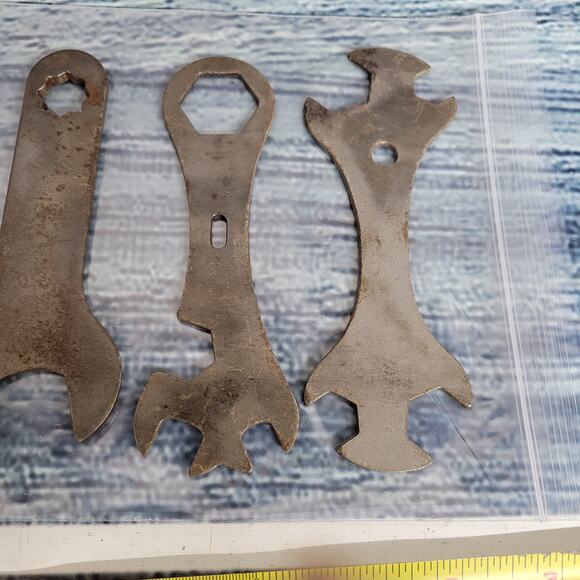 Vintage steel flat multi size wrenches 4pcs - Picture 3 of 6